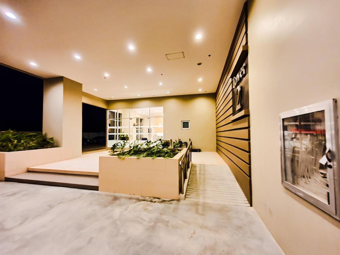 Zen Living Condo At Avida Atria Tower 2 ايلويلو المظهر الخارجي الصورة